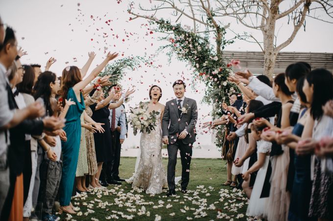 Modern Alfresco Wedding at Alila Uluwatu by Silverdust Decoration - 035 Modern Alfresco Wedding at Alila Uluwatu by Silverdust Decoration - 035