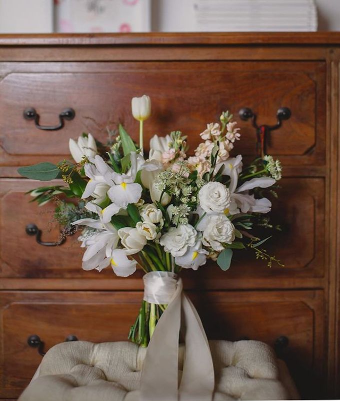 Bridal Bouquets by Floral Magic - 039 Bridal Bouquets by Floral Magic - 039