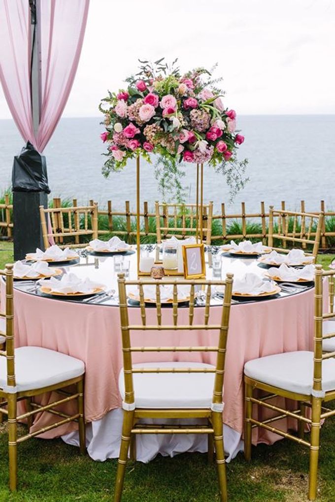 Glamourous Pink Ombre Wedding at Ayana by Flora Botanica Designs - 011