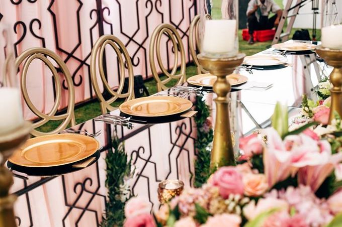 Glamourous Pink Ombre Wedding at Ayana by Flora Botanica Designs - 021 Glamourous Pink Ombre Wedding at Ayana by Flora Botanica Designs - 021