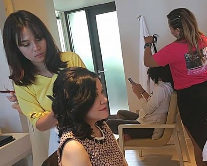 Bridal Hair Stylist Phuket Thailand by Wow Make Up in Phuket - 017 Bridal Hair Stylist Phuket Thailand by Wow Make Up in Phuket - 017
