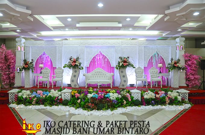 Dekorasi Pelaminan by IKO Catering Service dan Paket Pernikahan - 044 Dekorasi Pelaminan by IKO Catering Service dan Paket Pernikahan - 044