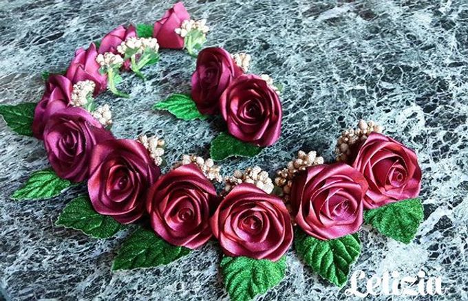 Single flower boutonniere by Letizia Wedding - 001 Single flower boutonniere by Letizia Wedding - 001