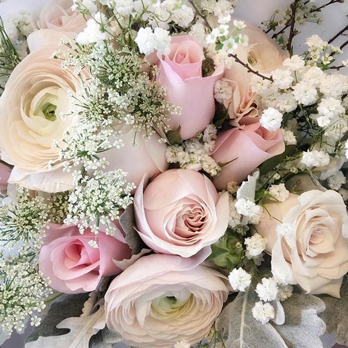Bridal Hand Bouquet by Petite Fleur SG - 025 Bridal Hand Bouquet by Petite Fleur SG - 025