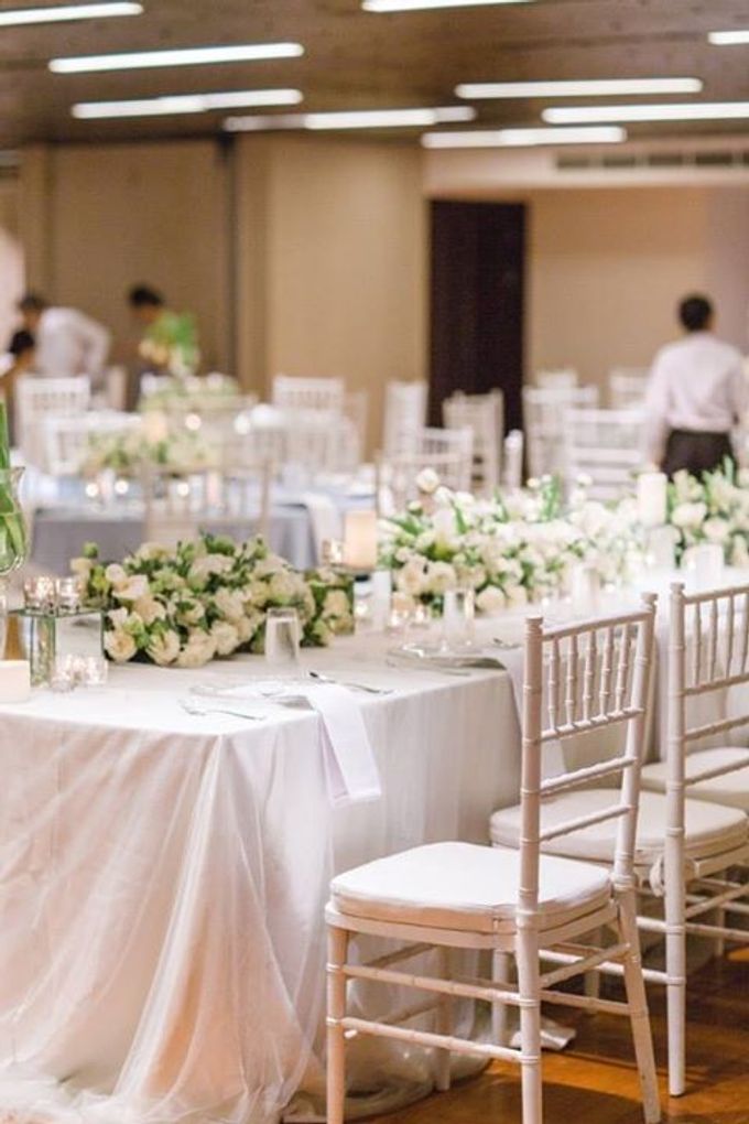 Simplicity in White at Alila Seminyak by Flora Botanica Designs - 023 Simplicity in White at Alila Seminyak by Flora Botanica Designs - 023