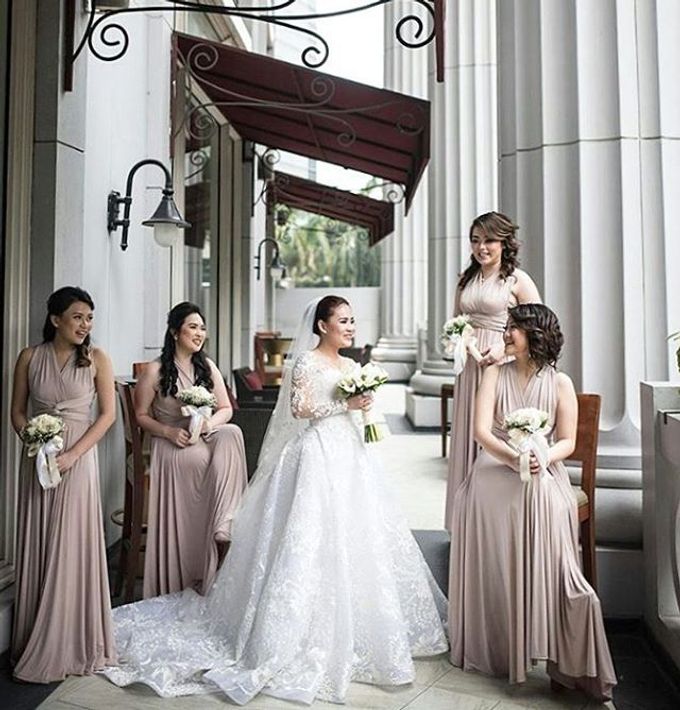 Beige at Frangky Amor Wedding by Imelda Hudiyono Bride - 001