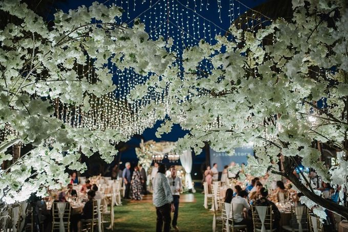 Wedding Kyomi & James by Bali Izatta Wedding Planner & Wedding Florist Decorator - 016 Wedding Kyomi & James by Bali Izatta Wedding Planner & Wedding Florist Decorator - 016