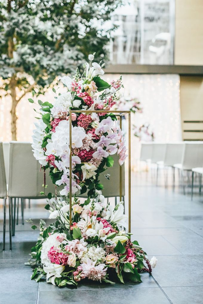 The Romantic Wedding of Ari & Handi at Grand Hyatt by Widfotografia - 020 The Romantic Wedding of Ari & Handi at Grand Hyatt by Widfotografia - 020