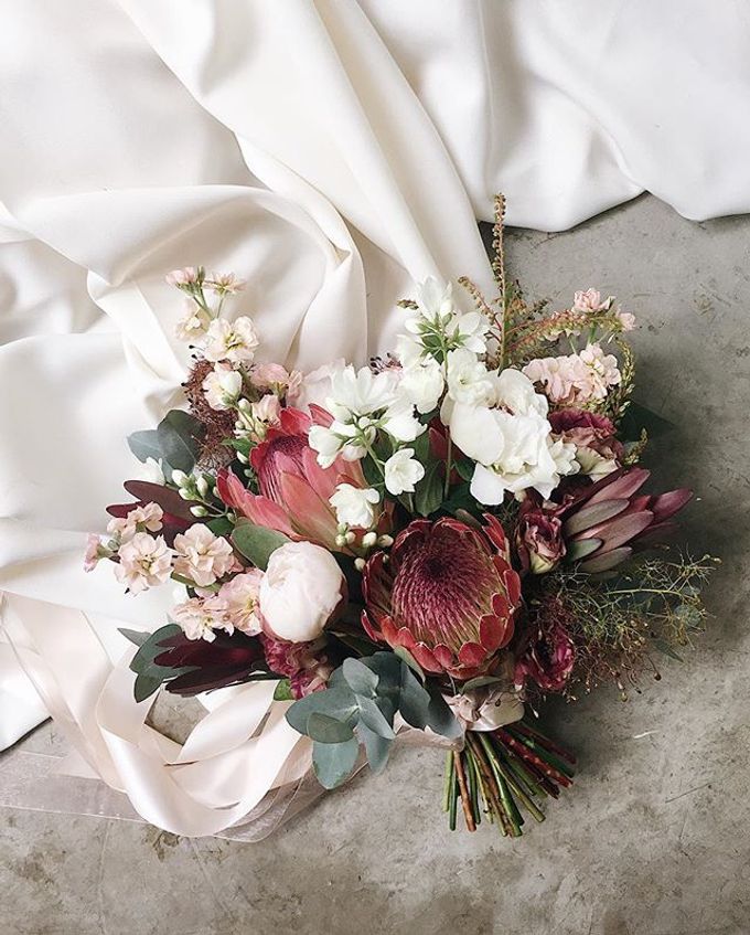 Bridal Bouquets by Floral Magic - 035 Bridal Bouquets by Floral Magic - 035