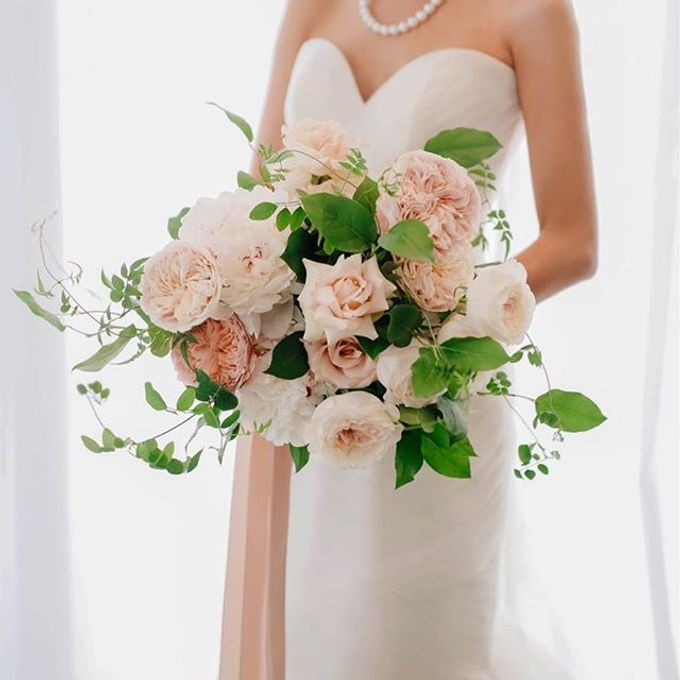 Bridal Bouquets by Floral Magic - 034 Bridal Bouquets by Floral Magic - 034