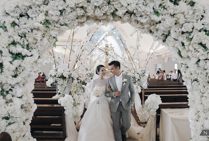 Dion Wiyoko & Fiona Wedding by Djampiro Band Bali - 019 Dion Wiyoko & Fiona Wedding by Djampiro Band Bali - 019