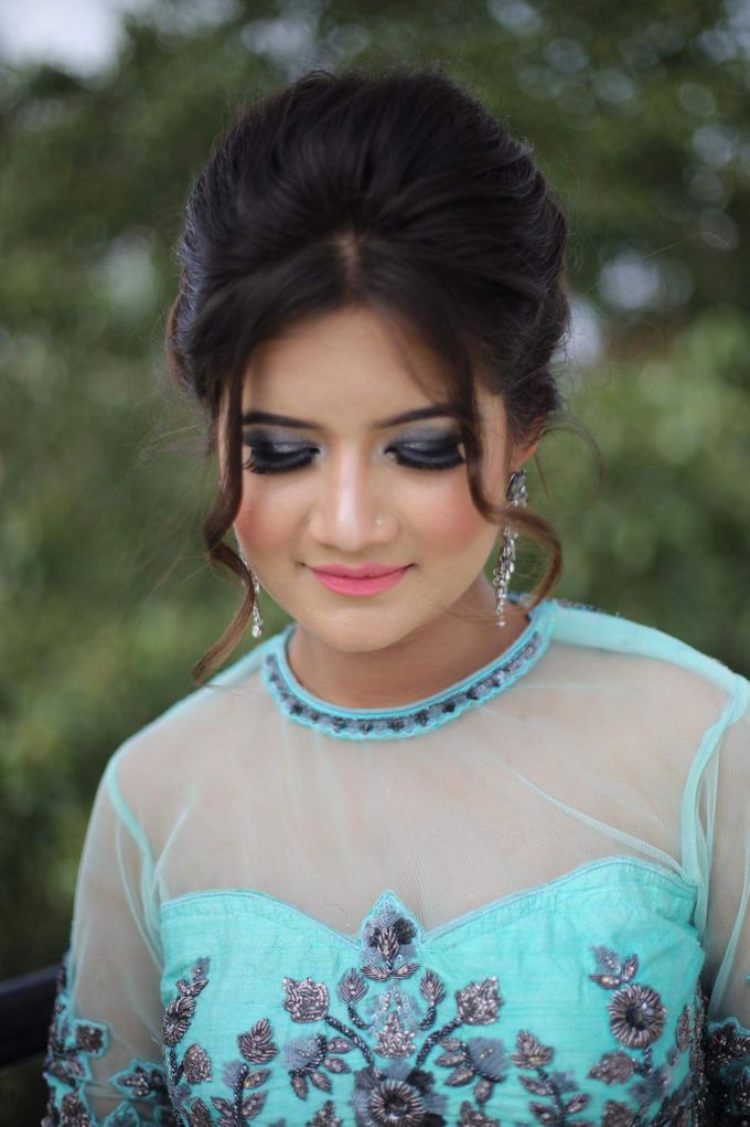 Makeup by Essence makeup Studio - 019