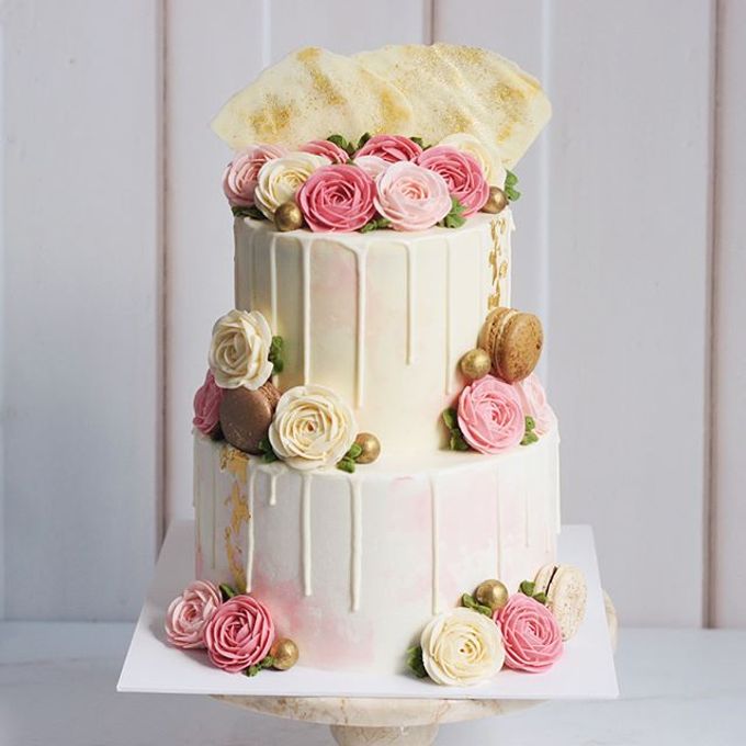 2 tiers Celebration Cake (Wedding, Birthdays, etc) by duchess bakes - 029 2 tiers Celebration Cake (Wedding, Birthdays, etc) by duchess bakes - 029