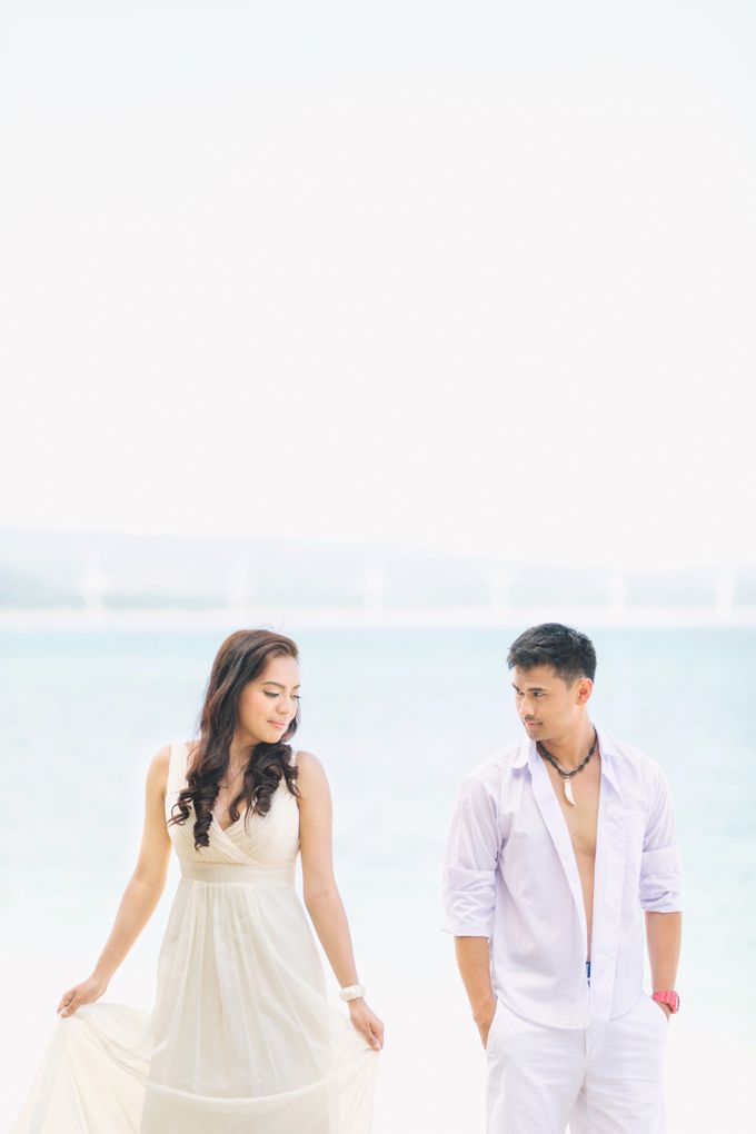 Destination Beach Wedding by Ron Garcia Photography - 002