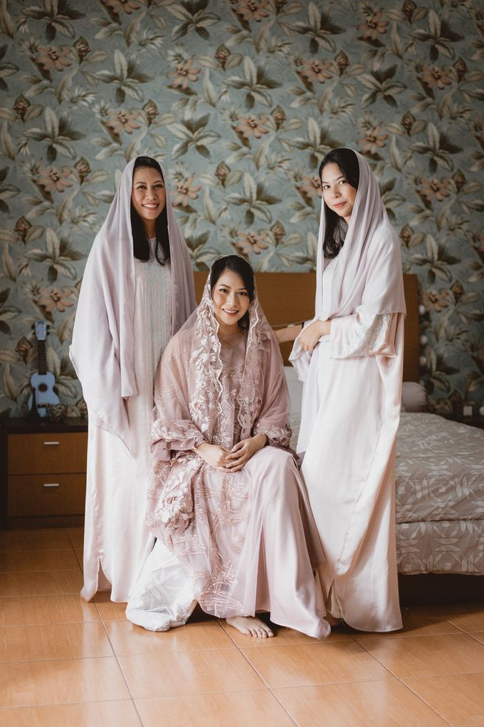 Dinda & Abimanyu Wedding Day by Journal Portraits - 001 Dinda & Abimanyu Wedding Day by Journal Portraits - 001