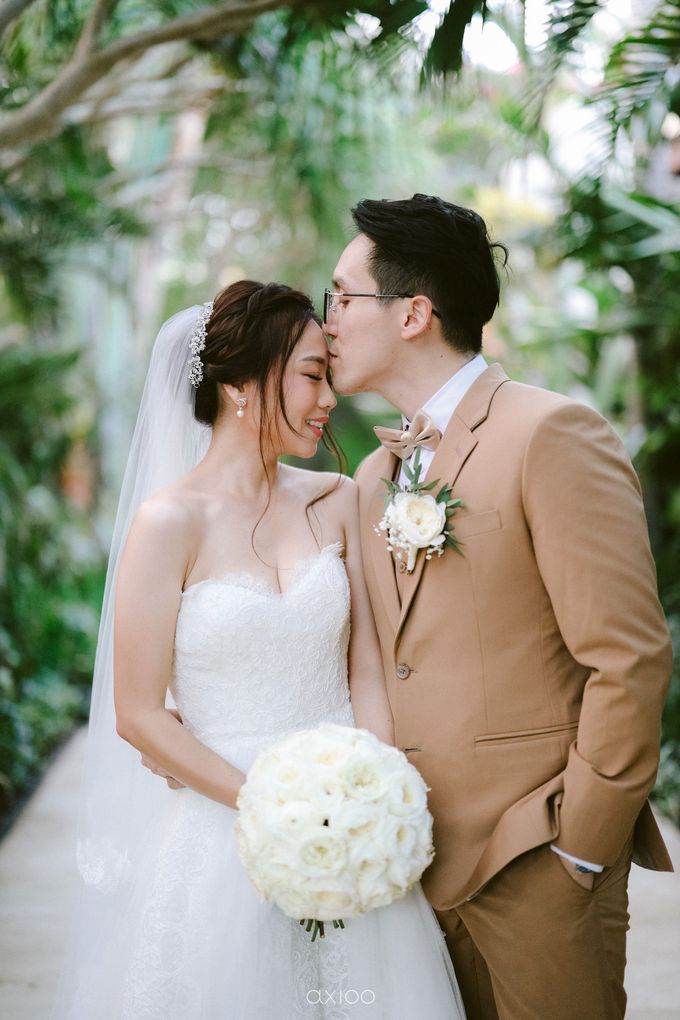 Wedding Karen & Ken by Bali Izatta Wedding Planner & Wedding Florist Decorator - 014 Wedding Karen & Ken by Bali Izatta Wedding Planner & Wedding Florist Decorator - 014
