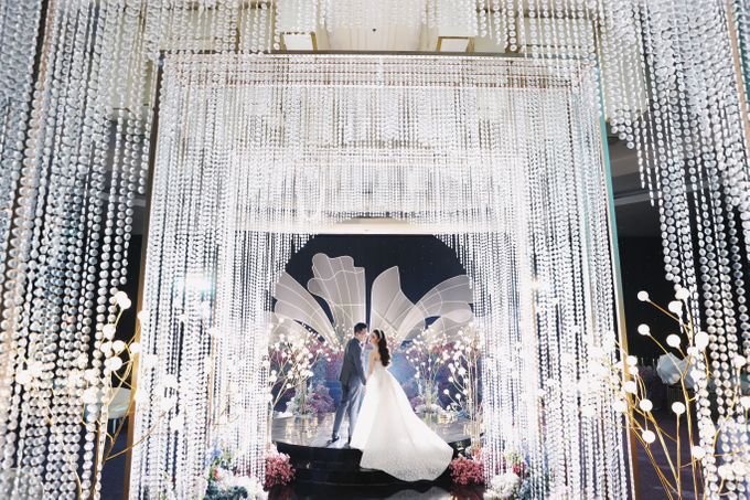 Regan & Natalia Wedding Decoration at Santika Hotel by Testimo Wedding Planner & Organizer - 004 Regan & Natalia Wedding Decoration at Santika Hotel by Testimo Wedding Planner & Organizer - 004