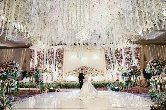Michael & Patricia by WU5 Fashion Atelier by Wiki Wu & Nancy Wu - 001 Michael & Patricia by WU5 Fashion Atelier by Wiki Wu & Nancy Wu - 001