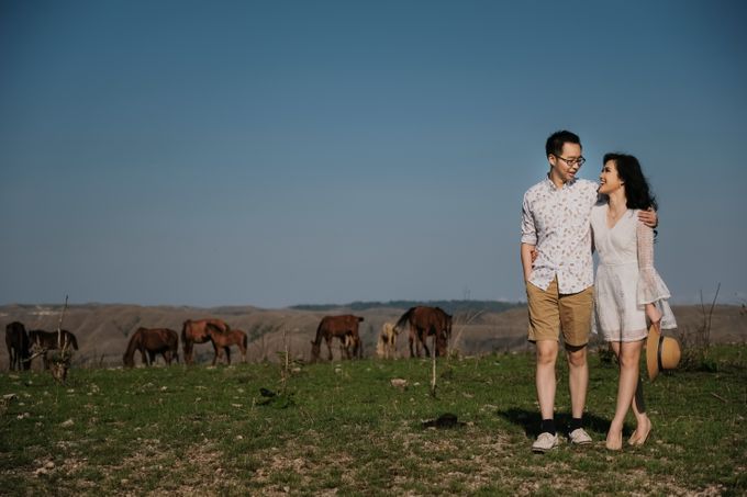 Sumba Prewedding of Andy & Meme by Royal Photograph - 004 Sumba Prewedding of Andy & Meme by Royal Photograph - 004