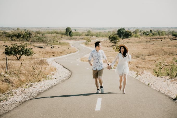 Sumba Prewedding of Andy & Meme by Royal Photograph - 003 Sumba Prewedding of Andy & Meme by Royal Photograph - 003