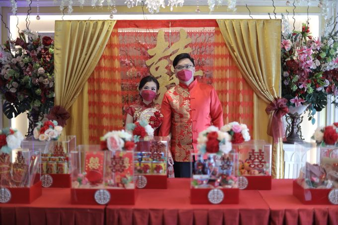 Felik & Shella Sangjit Day by Favor Brides - 010