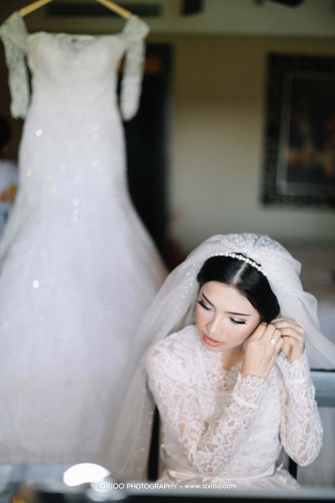 A Glorious Wedding Ceremony and Absolute OMG Clifftop Wedding Bali by MC RANI HARDJADINATA - 005 A Glorious Wedding Ceremony and Absolute OMG Clifftop Wedding Bali by MC RANI HARDJADINATA - 005
