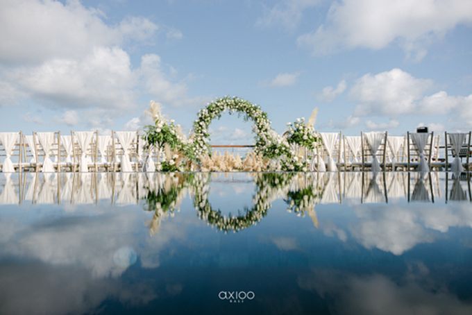 Classic Romantic White Hues Wedding Decor by The edge - 013 Classic Romantic White Hues Wedding Decor by The edge - 013