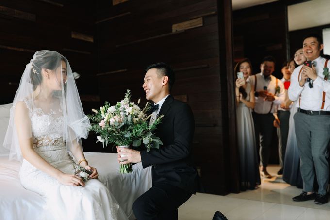 Intimate Natural Greenery Wedding at Alila Uluwatu Villa by Silverdust Decoration - 011 Intimate Natural Greenery Wedding at Alila Uluwatu Villa by Silverdust Decoration - 011