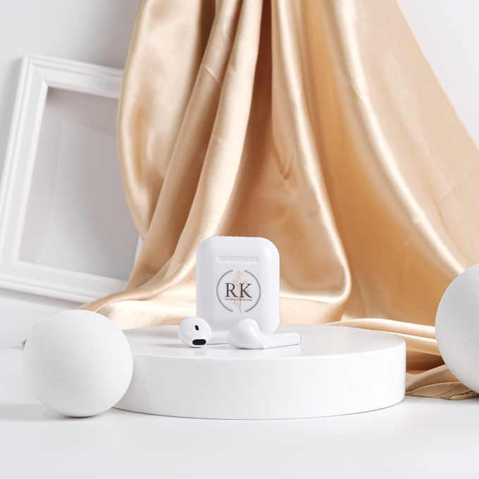 Wedding Gift - Custom Wireless Earphone by PORTÉ by Clarin - 004 Wedding Gift - Custom Wireless Earphone by PORTÉ by Clarin - 004