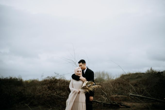 Prewedding outdoor session Bagus and Ayi by Alethaproject - 012 Prewedding outdoor session Bagus and Ayi by Alethaproject - 012