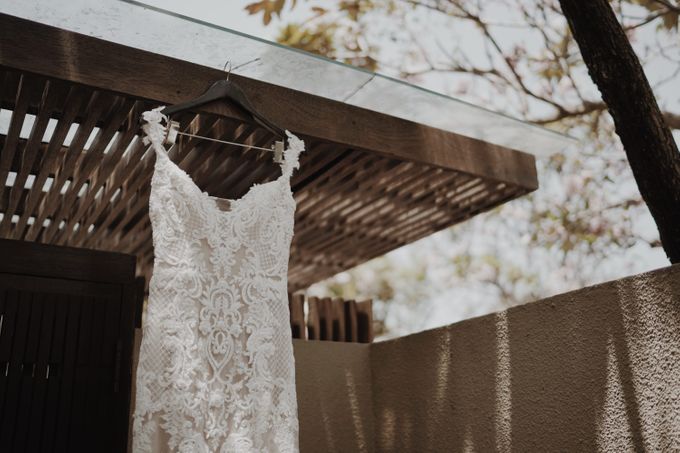 Mindy & Cameron Wedding at W Hotel Bali by AKSA Creative - 002 Mindy & Cameron Wedding at W Hotel Bali by AKSA Creative - 002