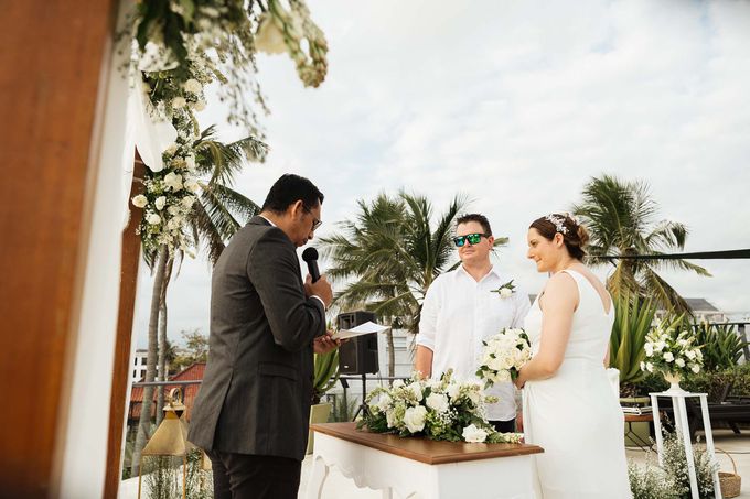 Furama Xclusive Legal Wedding by White Roses Planner - 002 Furama Xclusive Legal Wedding by White Roses Planner - 002
