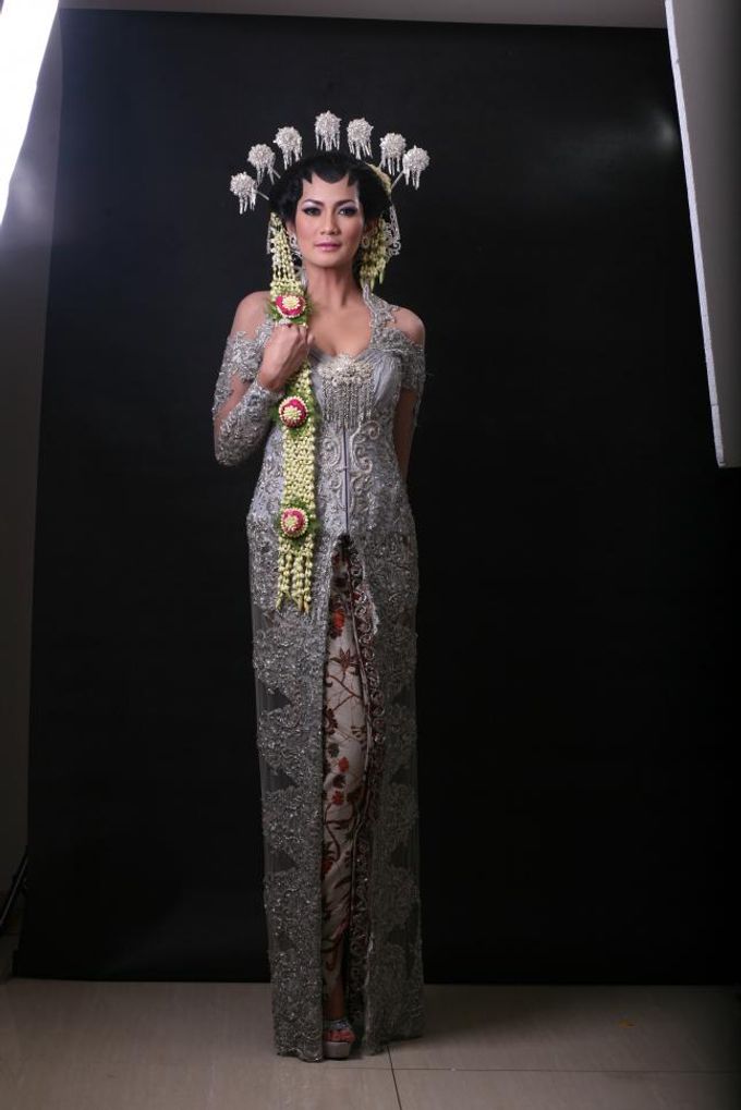 Exhibition by D&D Professional Make Up Artist & Kebaya By Dindin Nurdiansyah - 001