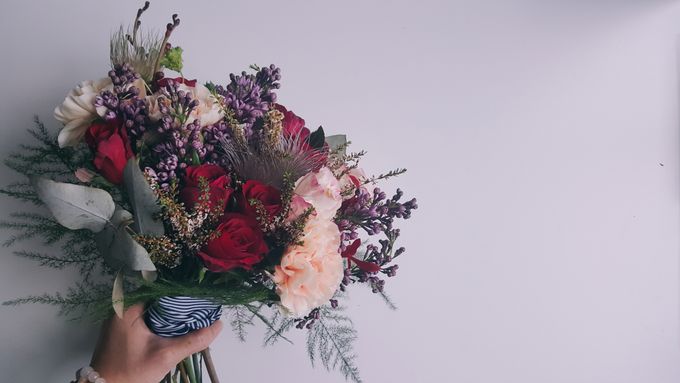 Garden Inspired Bouquets III by Keira Floral - 025 Garden Inspired Bouquets III by Keira Floral - 025