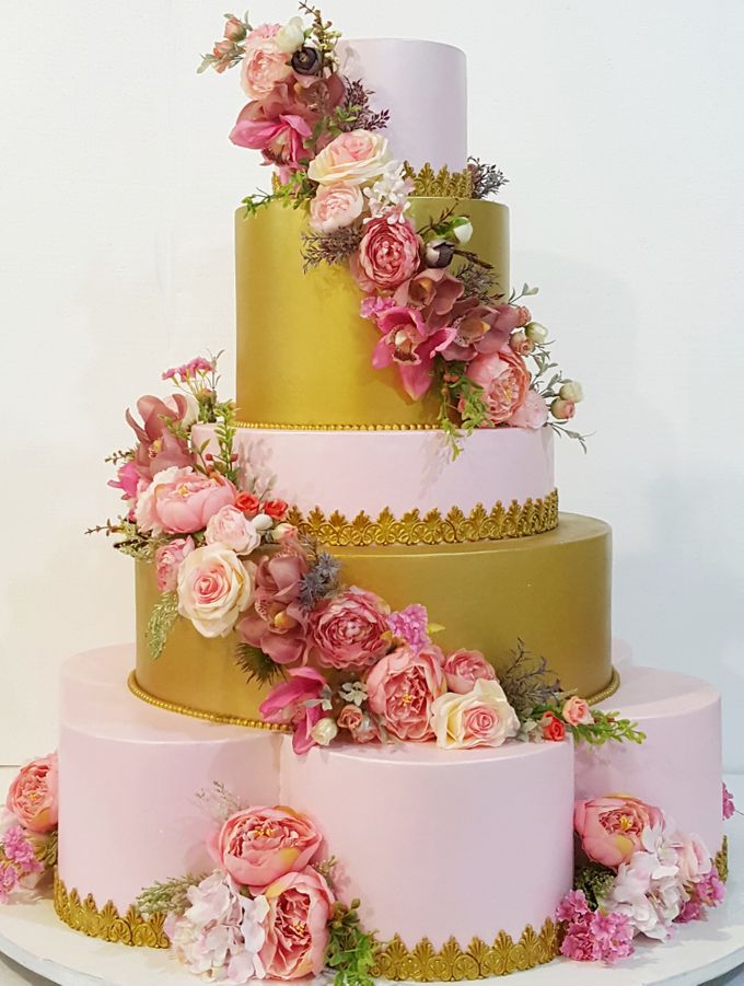 Amor Wedding Cake by Amor Cake - 005