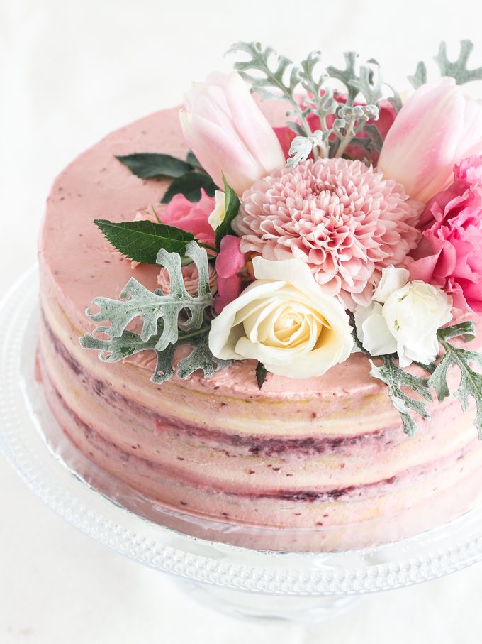 Party Cake - Semi Naked with Imported Flowers by Lareia Cake & Co. - 004 Party Cake - Semi Naked with Imported Flowers by Lareia Cake & Co. - 004