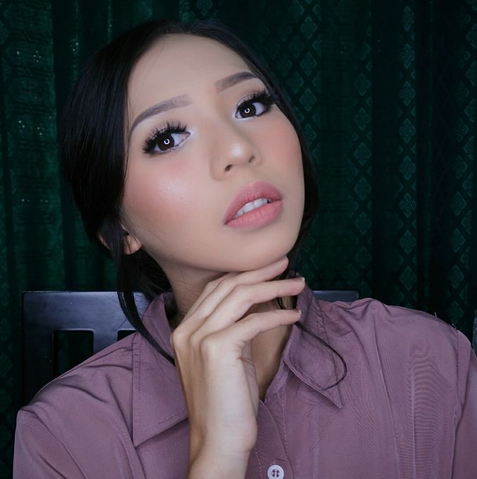 Engagement Make Up by Make Up by Mutiara Fallahdani - 002 Engagement Make Up by Make Up by Mutiara Fallahdani - 002