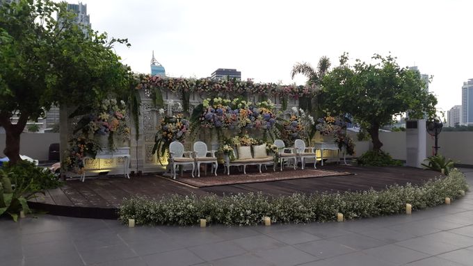 Weddings at our Rooftop Rool by Royal Kuningan Jakarta - 005 Weddings at our Rooftop Rool by Royal Kuningan Jakarta - 005
