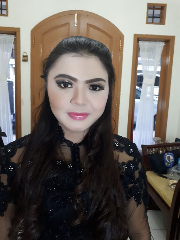 Make Up & Hair Do Graduation Client Tina by Cindy_prof_makeup - 004