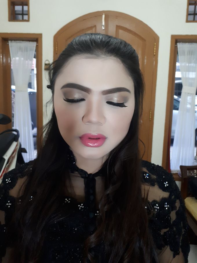 Make Up & Hair Do Graduation Client Tina by Cindy_prof_makeup - 005