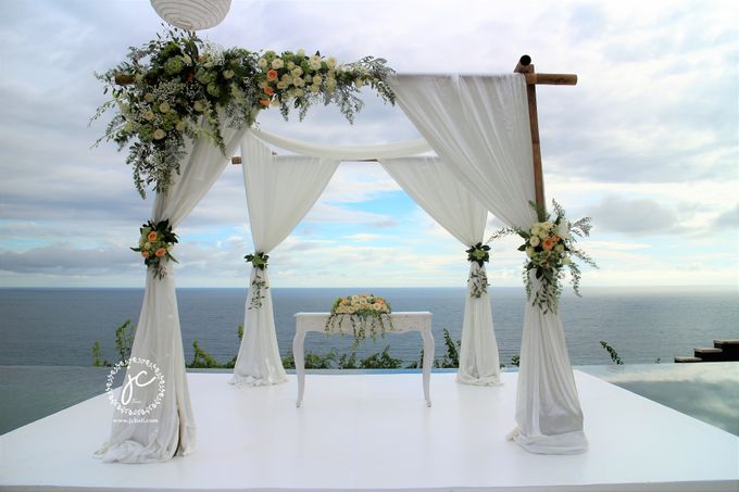 Water Wedding Decoration by Jc Florist Bali - 003 Water Wedding Decoration by Jc Florist Bali - 003