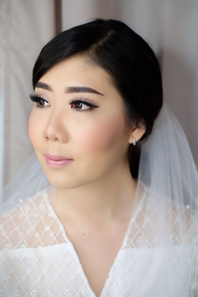 Tata Wedding Dqy by Frisca Natalie Makeup - 001 Tata Wedding Dqy by Frisca Natalie Makeup - 001