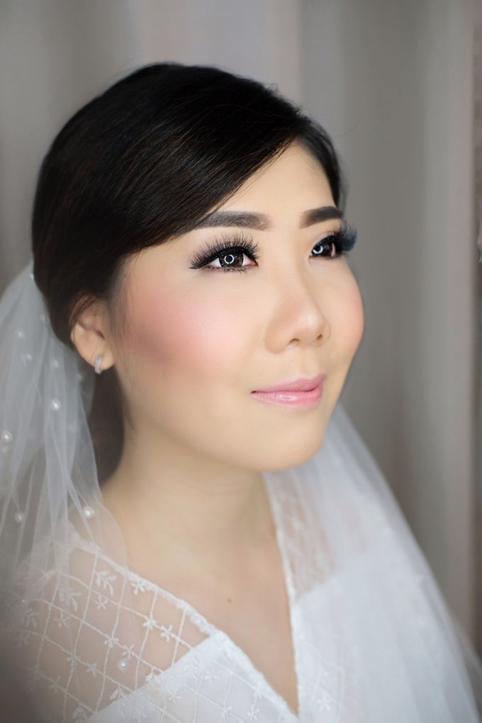 Tata Wedding Dqy by Frisca Natalie Makeup - 003 Tata Wedding Dqy by Frisca Natalie Makeup - 003