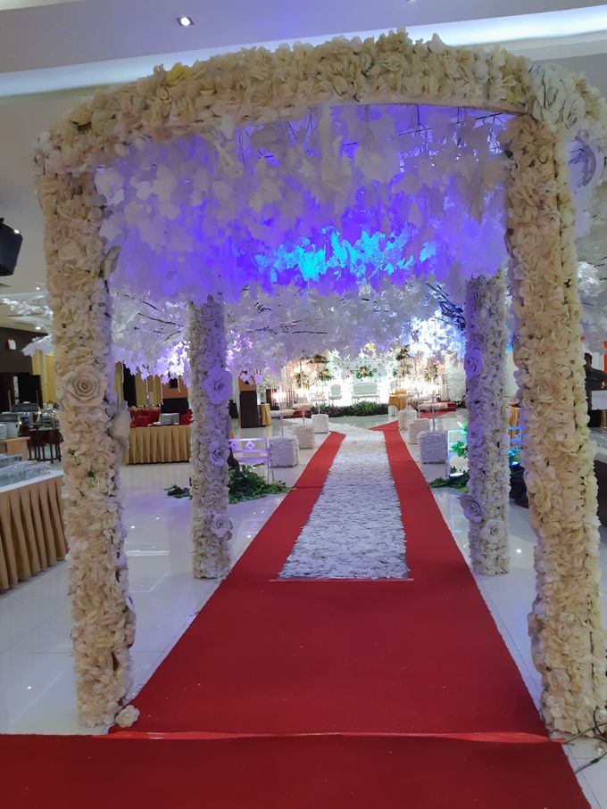 Anggrek Grand Ballroom by Orchardz Hotel Jayakarta - 011