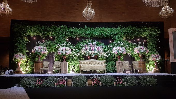 Ratih & Ariyo Wedding by United Grand Hall - 003 Ratih & Ariyo Wedding by United Grand Hall - 003