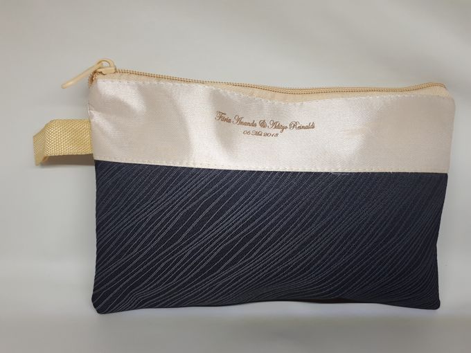 Pouch Series by AWL Souvenir - 002 Pouch Series by AWL Souvenir - 002