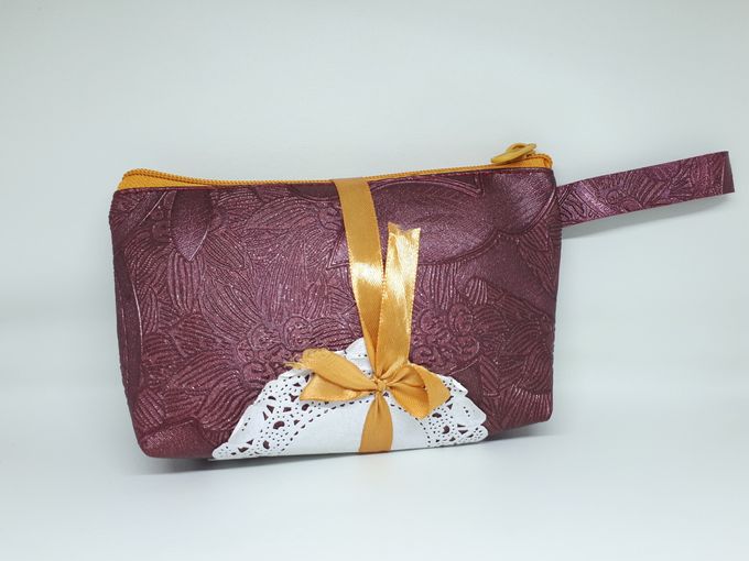 Pouch Series by AWL Souvenir - 001 Pouch Series by AWL Souvenir - 001
