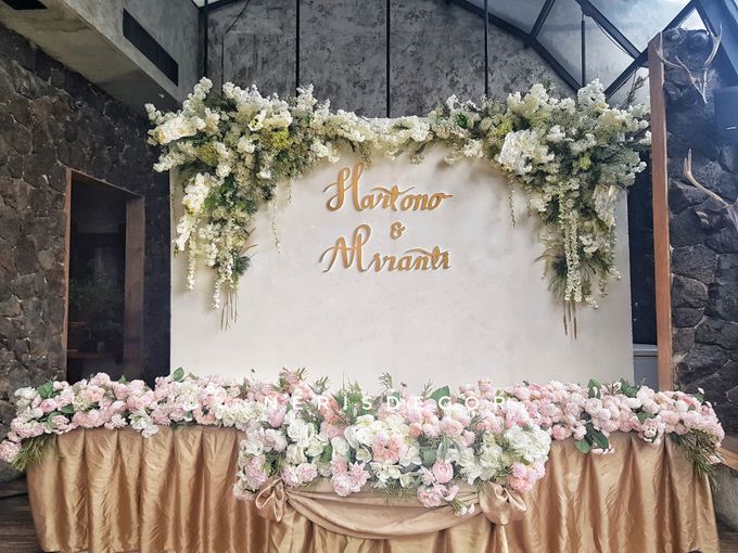 Hartono & Miranti Engagement by Fenny Yang Wedding Planner - 001