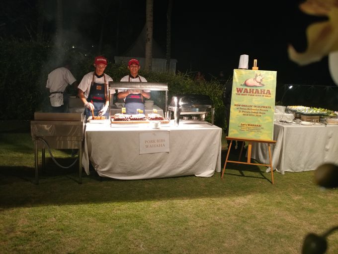 Live Grilled WAHAHA Pork Ribs At Villa Khayangan by Wahaha Pork Ribs - 020 Live Grilled WAHAHA Pork Ribs At Villa Khayangan by Wahaha Pork Ribs - 020