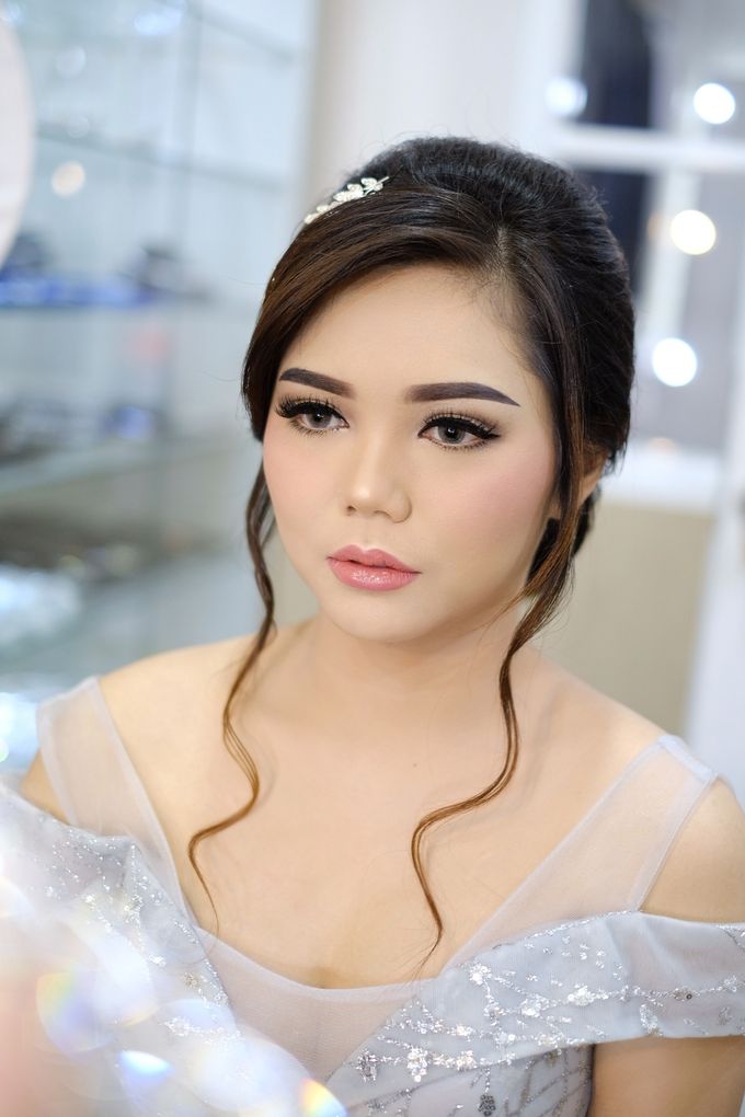 BRIDE MAKEUP by Valeria by Leneva Bridal - 018 BRIDE MAKEUP by Valeria by Leneva Bridal - 018